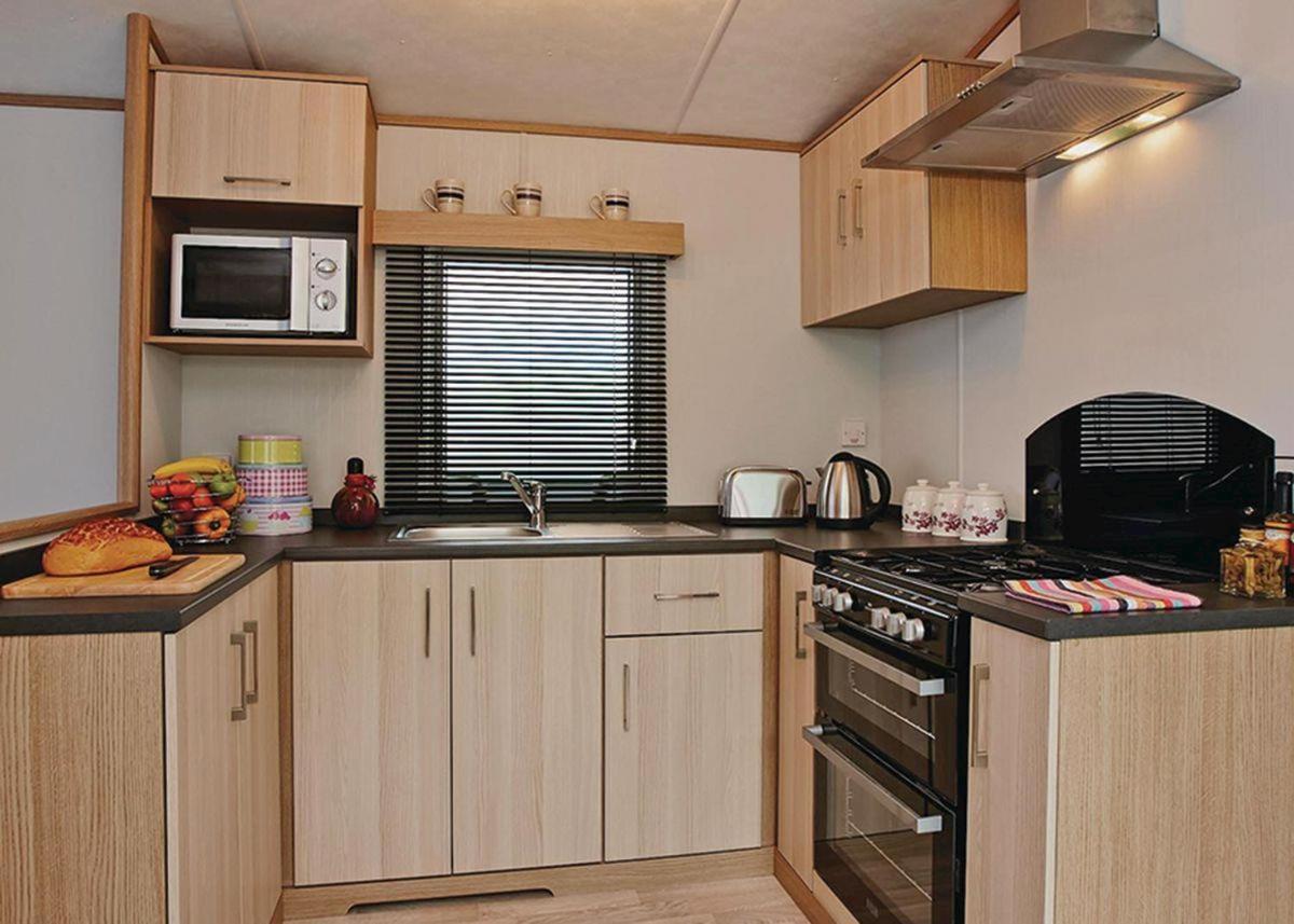 Tan Rallt Holiday Park&Spa Abergele Bagian luar foto