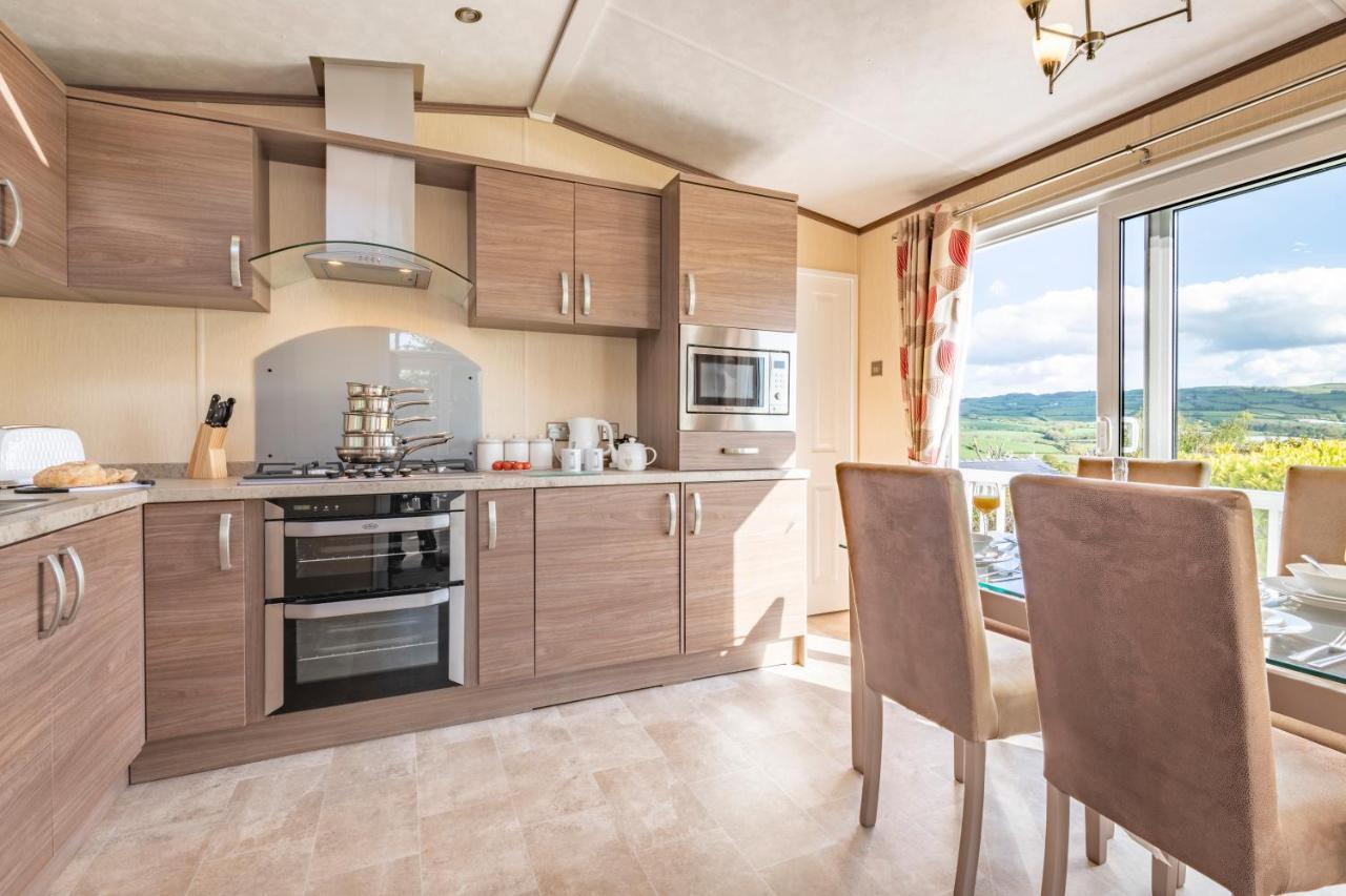 Tan Rallt Holiday Park&Spa Abergele Bagian luar foto