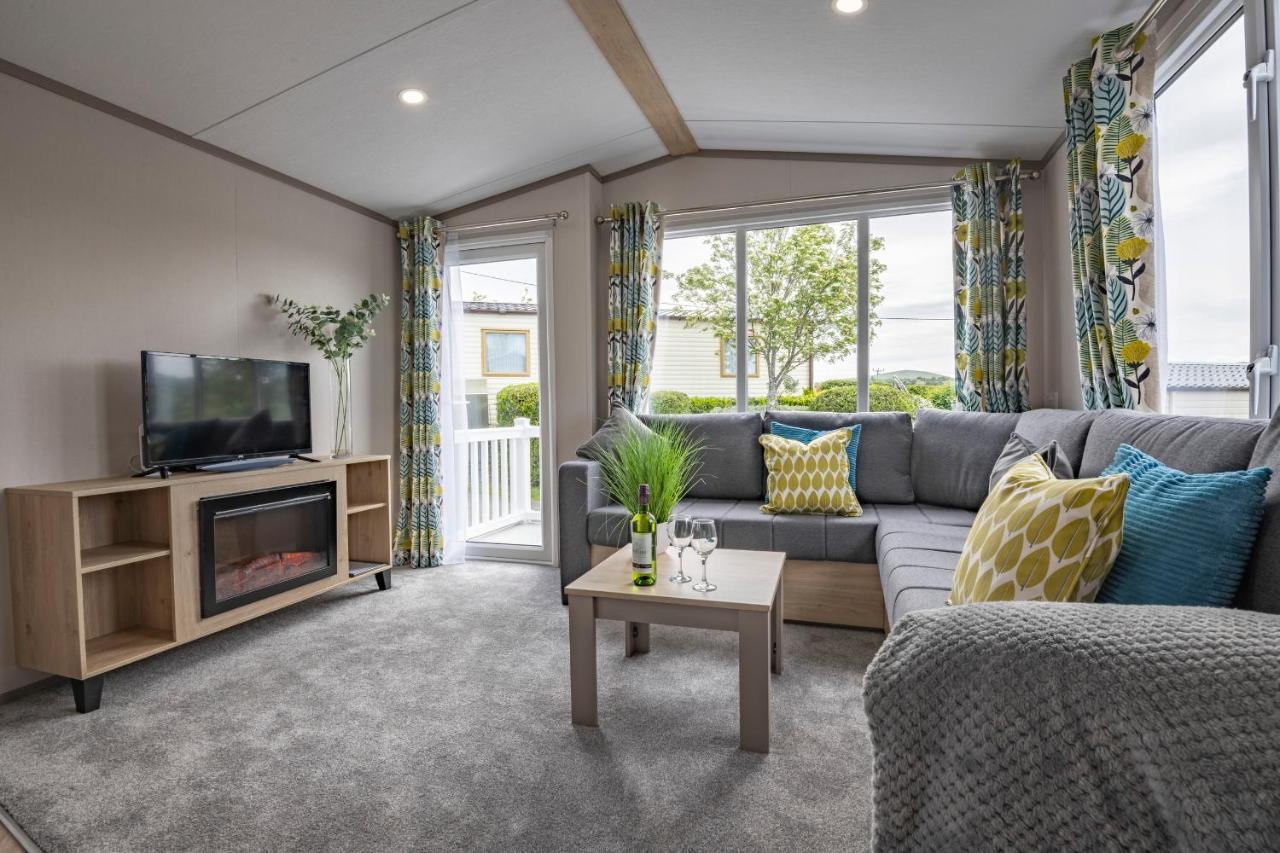 Tan Rallt Holiday Park&Spa Abergele Bagian luar foto