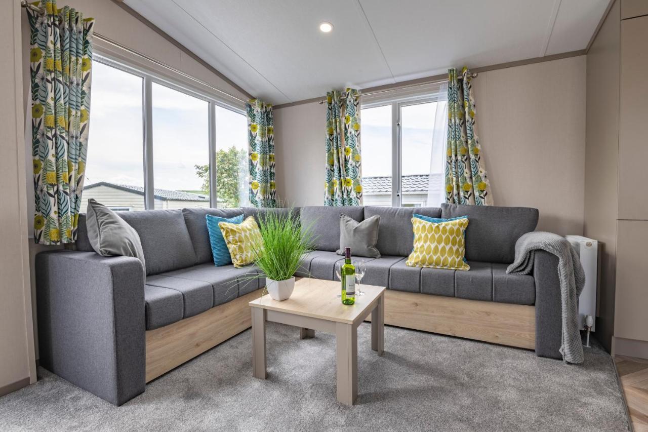 Tan Rallt Holiday Park&Spa Abergele Bagian luar foto