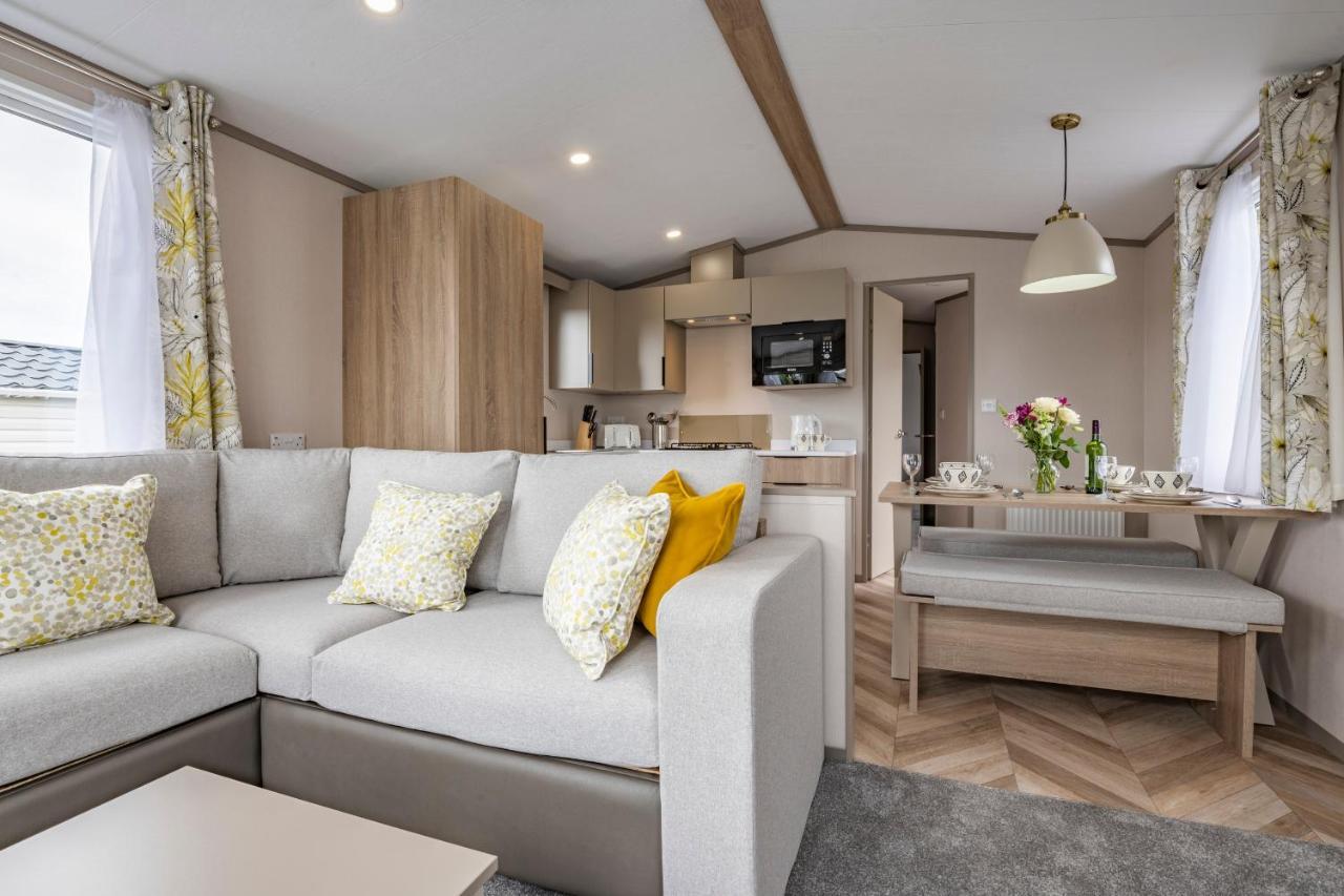 Tan Rallt Holiday Park&Spa Abergele Bagian luar foto